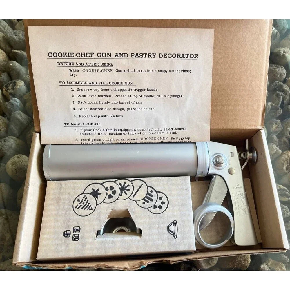 Vintage Cookie Chef Trig-O-Matic Cookie Gun Press With Box‎ - Never Used
